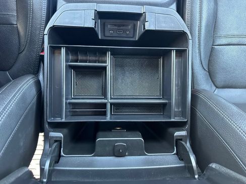 Certified 2020 GMC Sierra 3500 Denali w/ Denali Ultimate Package AWD/4WD image 8