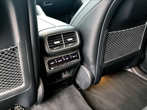 Used 2022 Mercedes-Benz GLS 450 4MATIC image 34