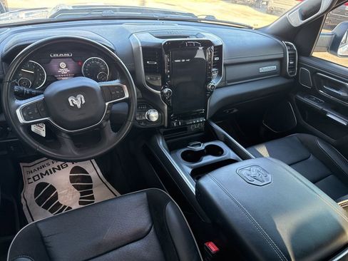 Used 2023 RAM 1500 Laramie image 12