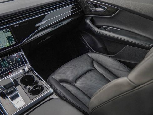 Used 2022 Audi Q7 3.0T Prestige w/ Prestige Package image 26