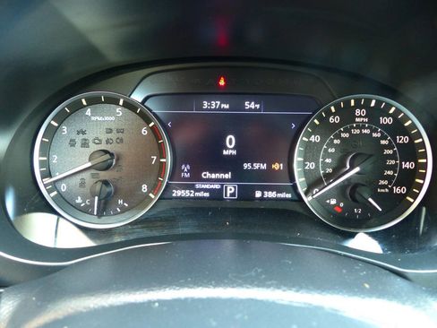 Used 2021 INFINITI QX50 Pure image 31