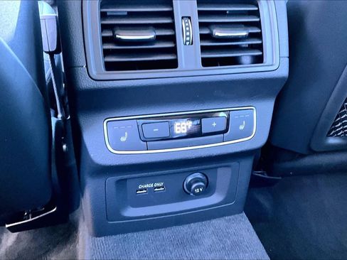 Used 2023 Audi Q5 Prestige image 38