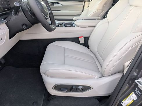 New 2026 Jeep Grand Wagoneer 2WD image 12