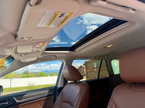 Used 2019 Subaru Outback 2.5i Touring w/ Protection Package #1 AWD/4WD image 23