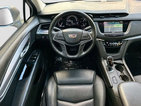 Used 2018 Cadillac XT5 Premium Luxury image 23