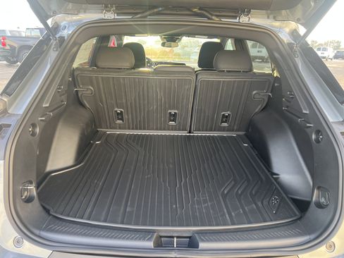 New 2026 Chevrolet Equinox EV LT image 10