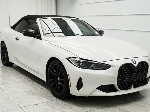 Used 2021 BMW 430i Convertible image 4