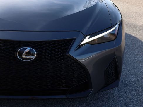 Used 2023 Lexus IS 350 F Sport image 21