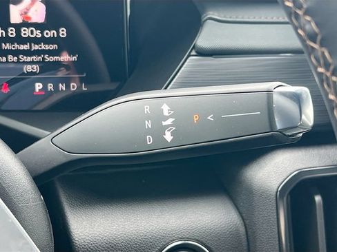 New 2026 GMC Acadia AT4 w/ Luxury Package AWD/4WD image 12