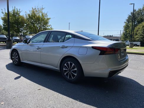 Used 2019 Nissan Altima 2.5 S FWD image 7