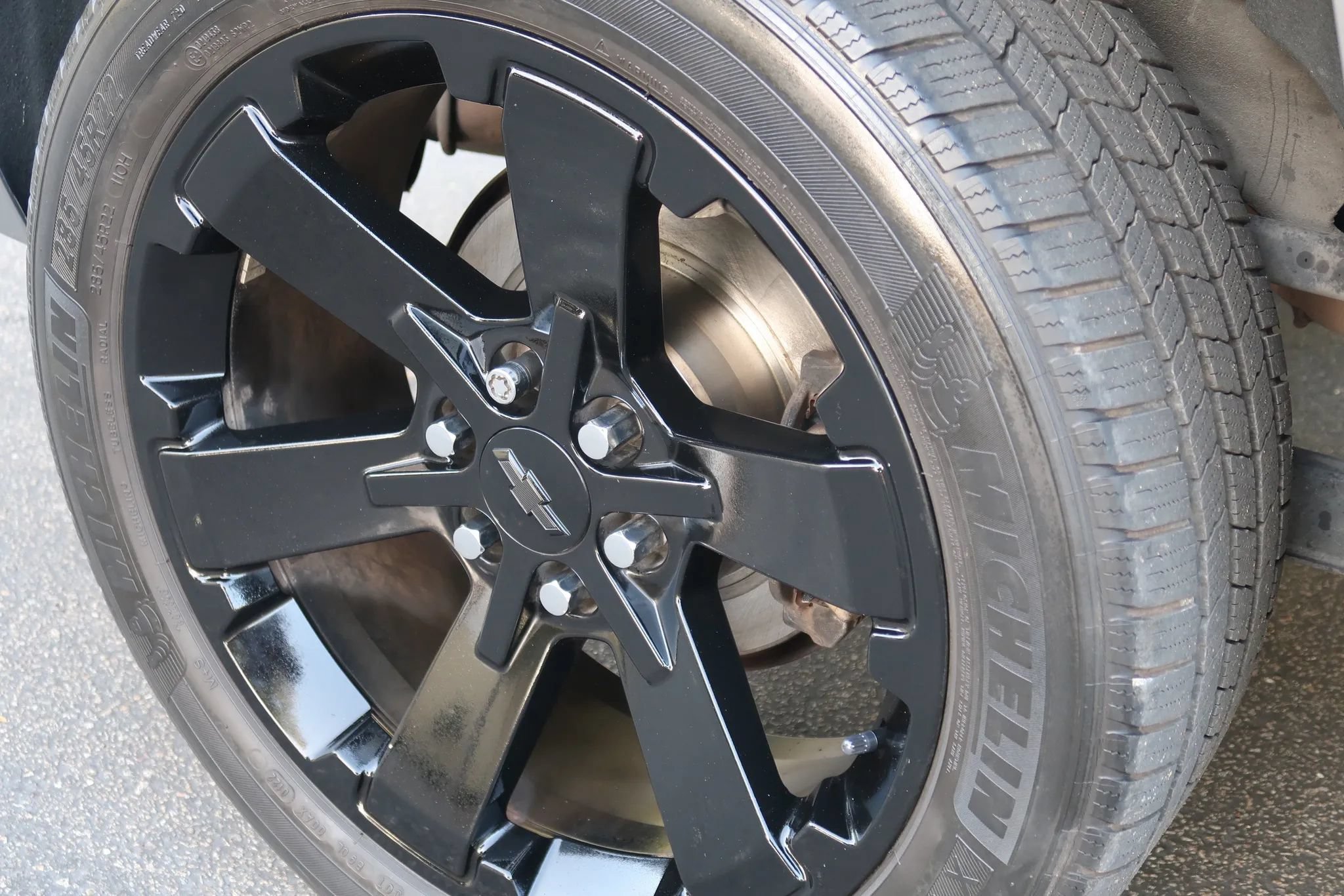 Used 2017 Chevrolet Tahoe LS RWD image 13