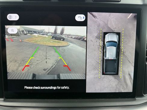 Used 2023 Ford F250 Lariat w/ Chrome Package image 13