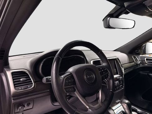 Used 2018 Jeep Grand Cherokee Limited w/ Luxury Group II image 11