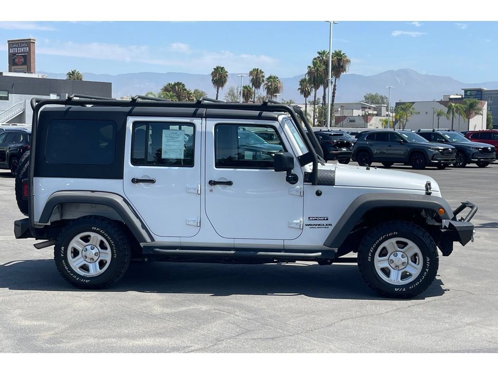Used 2016 Jeep Wrangler Unlimited Sport AWD/4WD image 8