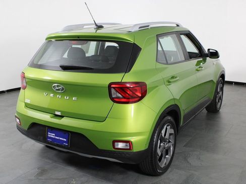 Certified 2024 Hyundai Venue SEL image 15