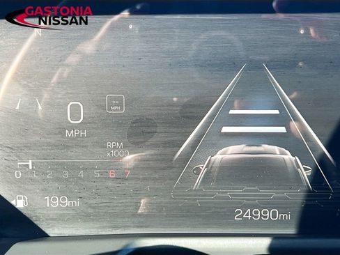 Used 2025 GMC Acadia Elevation image 15