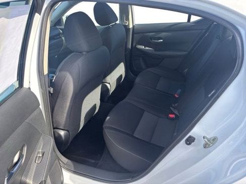 Used 2020 Nissan Sentra SV image 12