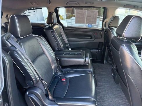 Used 2024 Honda Odyssey Elite image 18