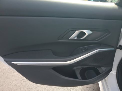 Used 2024 BMW 330i 330i w/ Convenience Package image 8