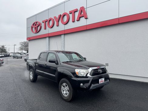 Used 2013 Toyota Tacoma V6 w/ TRD Off-Road Pkg image 1
