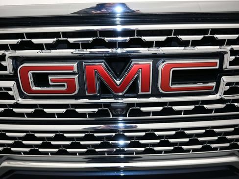 Used 2020 GMC Sierra 1500 Denali w/ Denali Ultimate Package AWD/4WD image 30