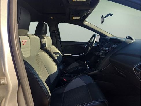 Used 2014 Ford Focus ST w/ Equipment Group 201A image 12