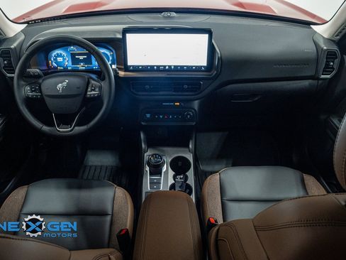 Used 2025 Ford Bronco Sport Outer Banks w/ Outer Banks Tech Package+ image 28