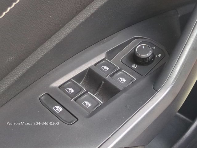 Used 2023 Volkswagen Jetta SEL FWD image 25