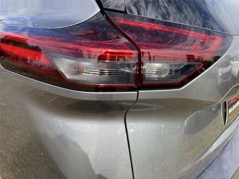 New 2026 Nissan Rogue SV image 10