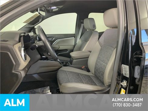 Used 2023 Chevrolet Colorado ZR2 image 18