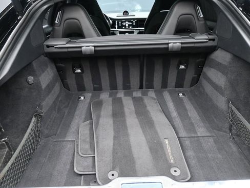 Used 2018 Porsche Panamera 4S image 22