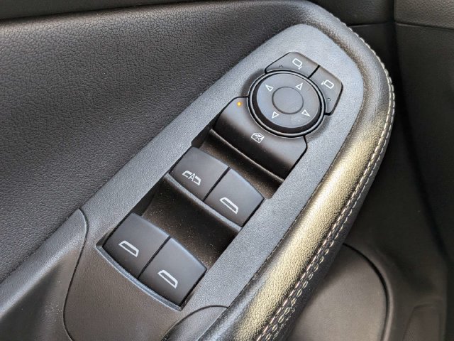 Used 2023 Buick Encore GX Preferred w/ Cold Weather Comfort Package FWD image 23