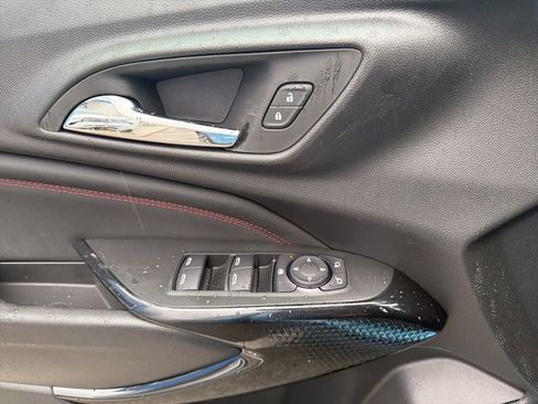 New 2026 Chevrolet Trax RS w/ Sunroof Package FWD image 29