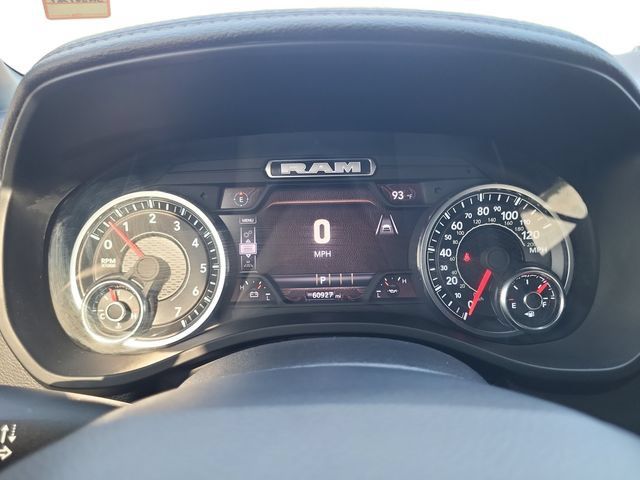 Used 2025 RAM 1500 Laramie AWD/4WD image 14