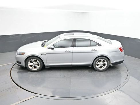 Used 2016 Ford Taurus SEL w/ Equipment Group 201A FWD image 14