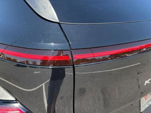 Used 2024 Hyundai Kona SEL AWD/4WD image 27