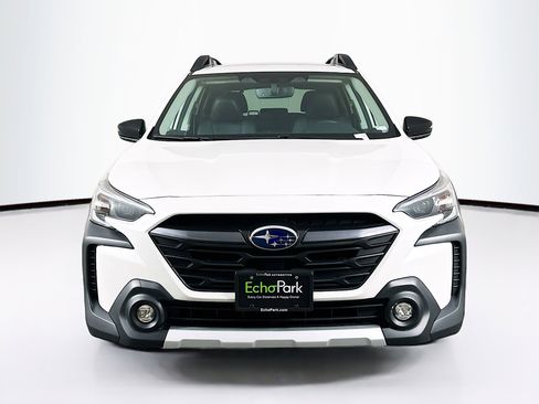 Used 2023 Subaru Outback Limited image 2