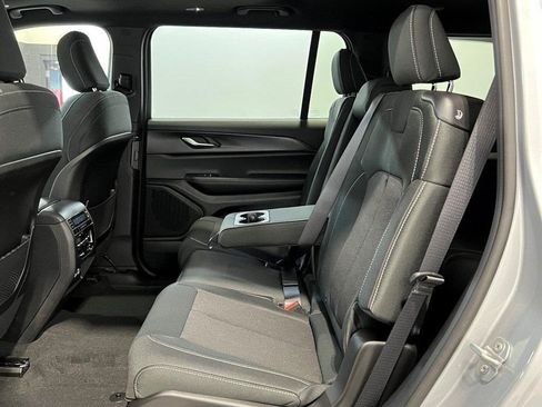 New 2025 Jeep Grand Cherokee L Laredo w/ Luxury Tech Group I image 11