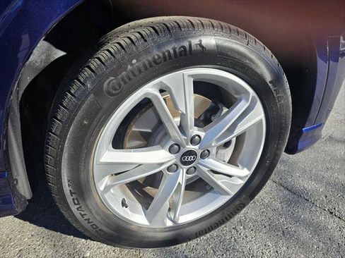 Used 2021 Audi Q3 2.0T Premium w/ Convenience Package AWD/4WD image 9