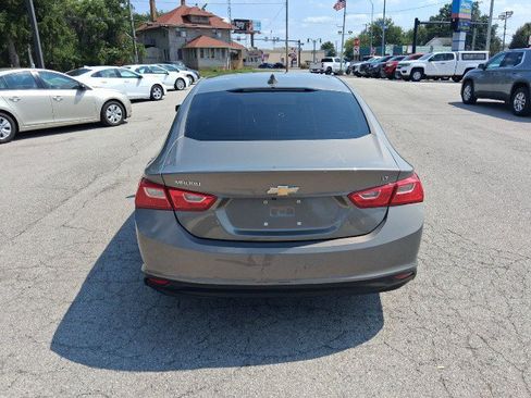 Used 2017 Chevrolet Malibu LT FWD image 7