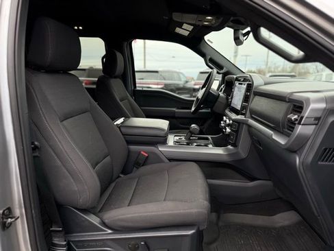 Used 2025 Ford F150 XLT w/ Equipment Group 302A MID image 18