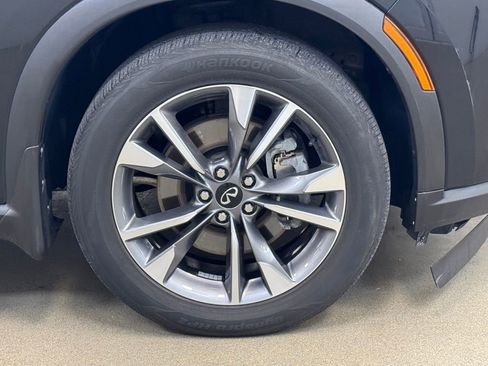 Used 2023 INFINITI QX60 Luxe w/ Performance Audio Package image 4