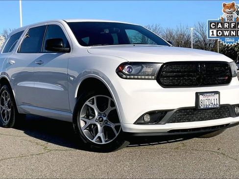 Used 2020 Dodge Durango SXT image 2