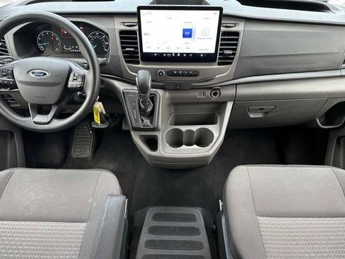 Used 2022 Ford Transit 350 XLT image 5