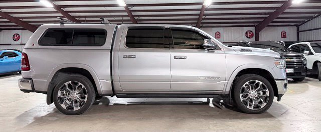 Used 2021 RAM 1500 Limited AWD/4WD image 2