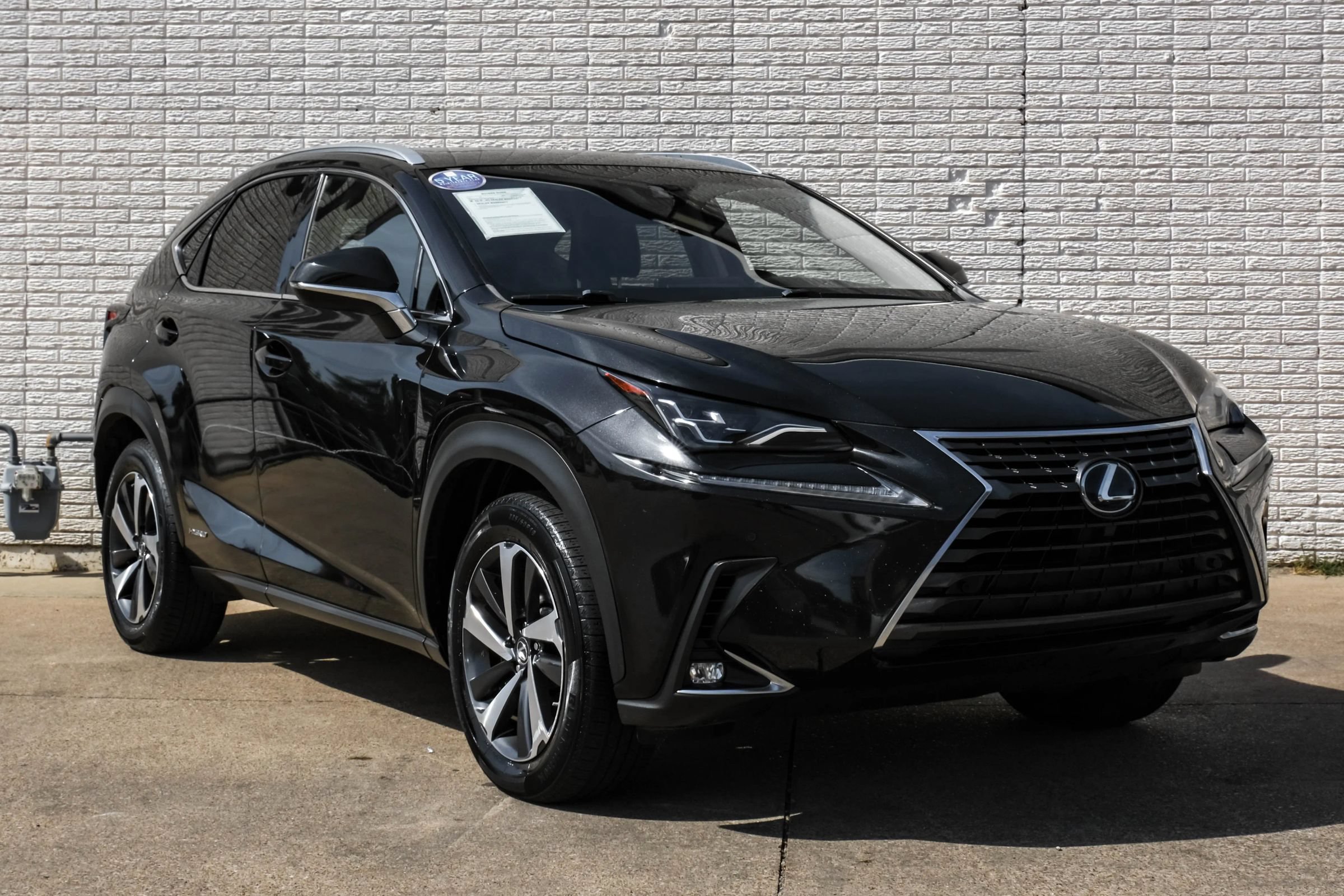 Used 2018 Lexus NX 300h AWD w/ Luxury Package image 6