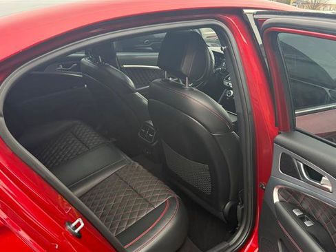 Used 2019 Genesis G70 3.3T Dynamic image 16