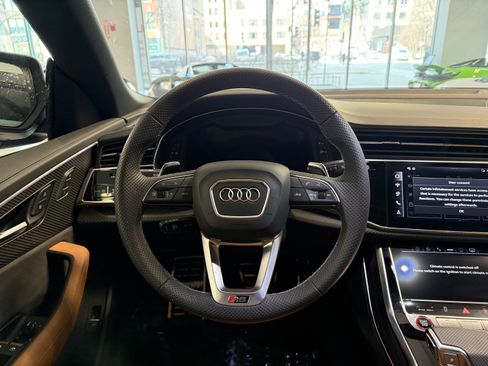 Used 2025 Audi RS Q8 performance AWD/4WD image 9