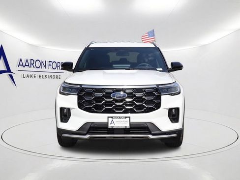 New 2026 Ford Explorer Platinum AWD/4WD image 2