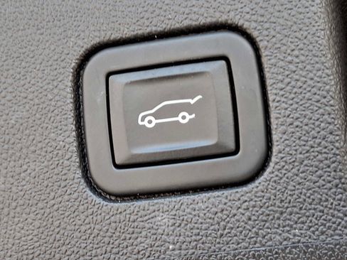 Certified 2023 Chevrolet Equinox LT image 28